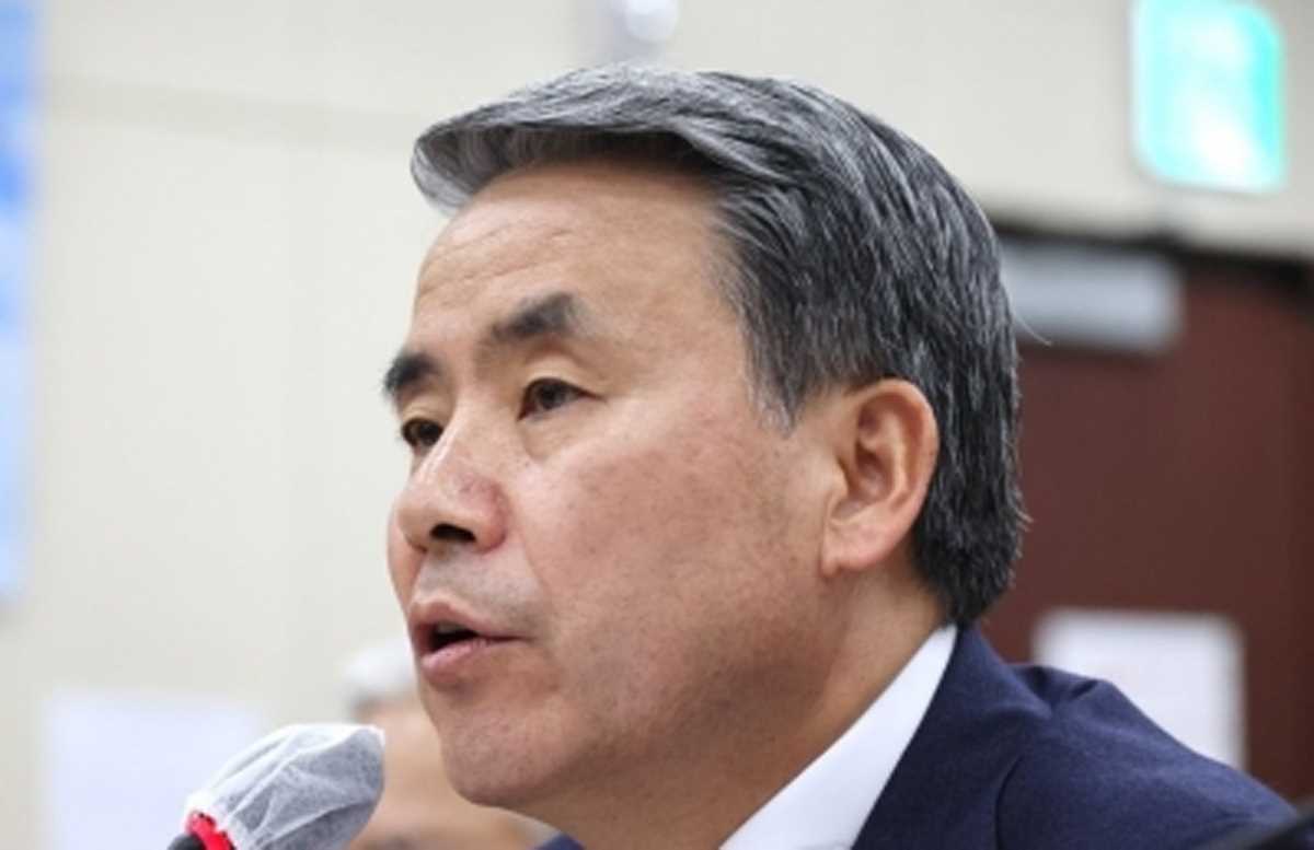 दक्षिण कोरिया के रक्षा प्रमुख ने केंद्रीय, दक्षिण अमेरिकी दूतों के साथ हथियार उद्योग सहयोग पर की चर्चा